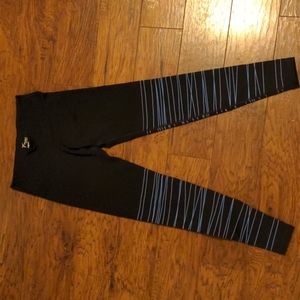 EUC Old Navy Go Dry Leggings